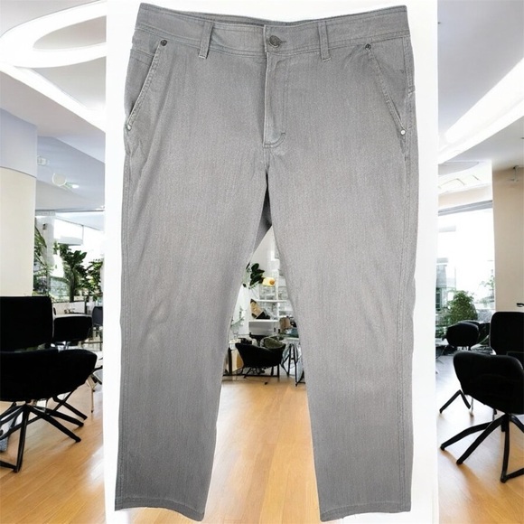Columbia Straight Fit Gray Chinos 36W 30L Casual Modern Flat Front Dress Pants - Picture 1 of 9